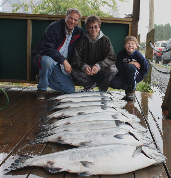 Tim Moyer with sons Evan and Stuart, Aug 21, 2009